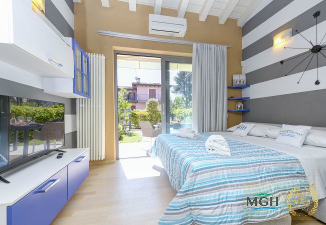 Apartment in Sirmione - Acquarius Resort Lake Front Sirmione - MGH 1 Apartment in Sirmione - Acquarius Resort Lake Front Sirmione - MGH 1