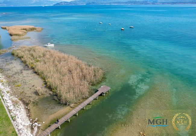 Apartment in Sirmione - Acquarius Resort Lake Front Sirmione - MGH 1 Apartment in Sirmione - Acquarius Resort Lake Front Sirmione - MGH 1