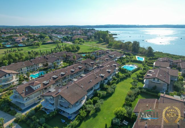 Apartment in Sirmione - Caesar Sirmione Luxury Apartment C01 Apartment in Sirmione - Caesar Sirmione Luxury Apartment C01