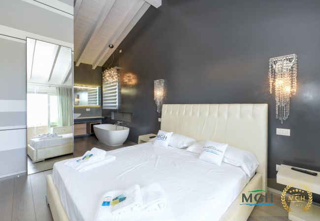 Villa in Sirmione - MGH Luxury - Villa Eden Villa in Sirmione - MGH Luxury - Villa Eden