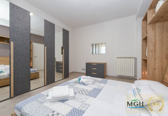 Apartment in Desenzano del Garda - My Desenzano Family Apartment MGH 2
