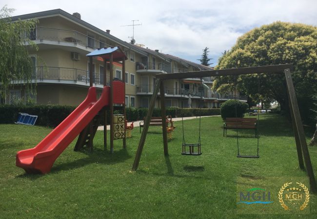 Apartment in Sirmione - MGH Family Stay - Costa D'Oro Superior Apartment Apartment in Sirmione - MGH Family Stay - Costa D'Oro Superior Apartment