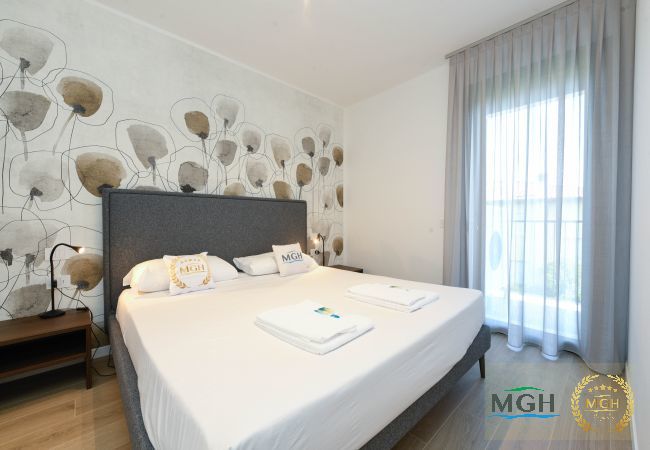 Apartment in Sirmione - MGH Luxury - Palms Residence Sirmione N2 Apartment in Sirmione - MGH Luxury - Palms Residence Sirmione N2