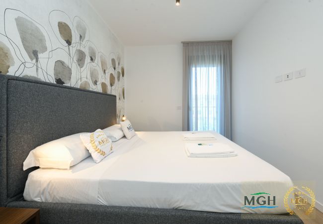 Apartment in Sirmione - MGH Luxury - Palms Residence Sirmione N2 Apartment in Sirmione - MGH Luxury - Palms Residence Sirmione N2