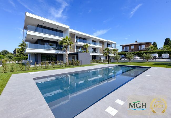Apartment in Sirmione - MGH Luxury - Palms Residence Sirmione N2 Apartment in Sirmione - MGH Luxury - Palms Residence Sirmione N2