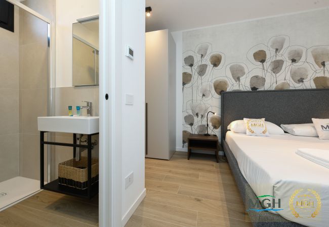Apartment in Sirmione - MGH Luxury - Palms Residence Sirmione N2 Apartment in Sirmione - MGH Luxury - Palms Residence Sirmione N2