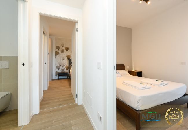 Apartment in Sirmione - MGH Luxury - Palms Residence Sirmione N2 Apartment in Sirmione - MGH Luxury - Palms Residence Sirmione N2