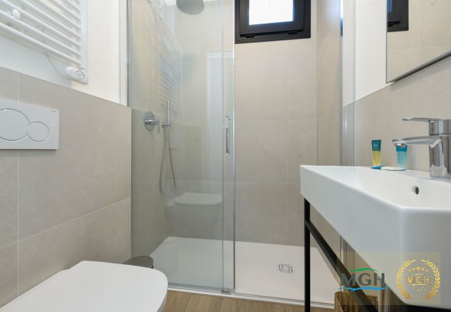 Apartment in Sirmione - MGH Luxury - Palms Residence Sirmione N2 Apartment in Sirmione - MGH Luxury - Palms Residence Sirmione N2