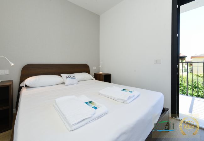 Apartment in Sirmione - MGH Luxury - Palms Residence Sirmione N2 Apartment in Sirmione - MGH Luxury - Palms Residence Sirmione N2