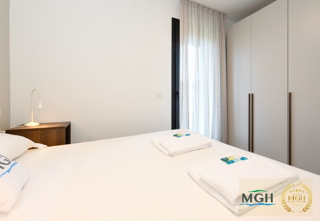 Apartment in Sirmione - MGH Luxury - Palms Residence Sirmione N2 Apartment in Sirmione - MGH Luxury - Palms Residence Sirmione N2