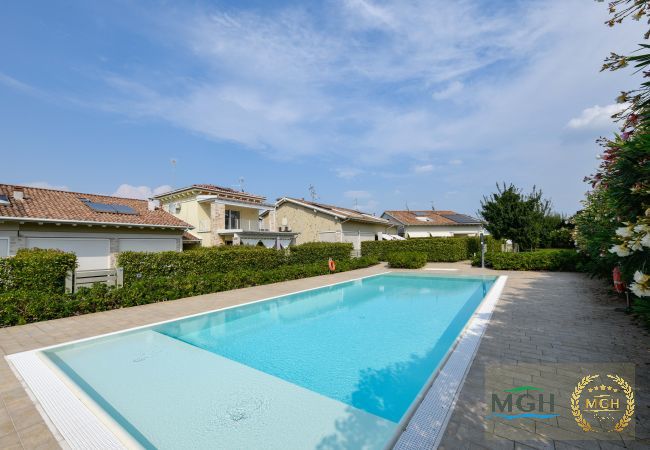 Chalet in Peschiera del Garda - MGH Luxury - Villa Marlene Chalet in Peschiera del Garda - MGH Luxury - Villa Marlene