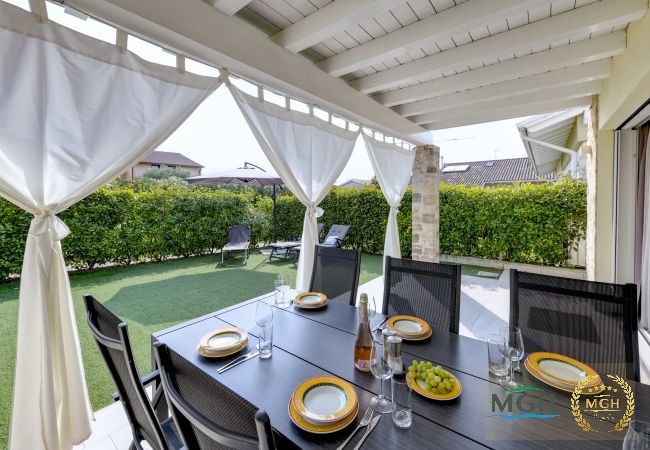 Chalet in Peschiera del Garda - MGH Luxury - Villa Marlene Chalet in Peschiera del Garda - MGH Luxury - Villa Marlene