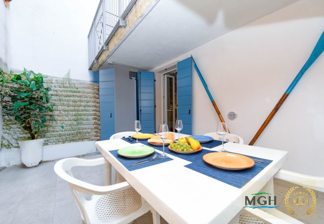 Apartment in Brenzone - Charm Lakefront Apartment La Corte MGH Apartment in Brenzone - Charm Lakefront Apartment La Corte MGH