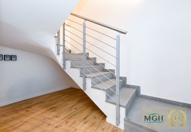 Apartment in Brenzone - Charm Lakefront Apartment Panorama MGH Apartment in Brenzone - Charm Lakefront Apartment Panorama MGH