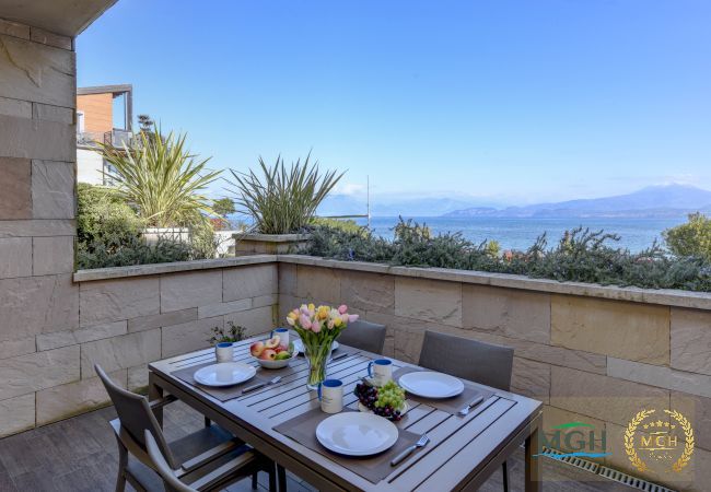 Apartment in Peschiera del Garda - MGH Luxury -Residenza La Perla Peschiera Lakefront