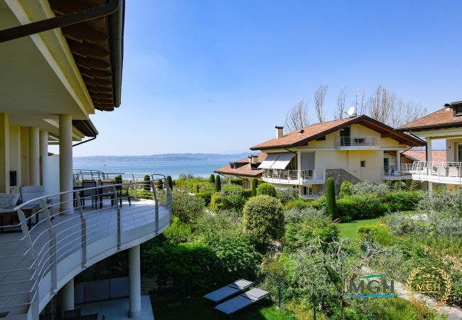 Apartment in Sirmione - Caesar Resort Sirmione E12 Apartment in Sirmione - Caesar Resort Sirmione E12