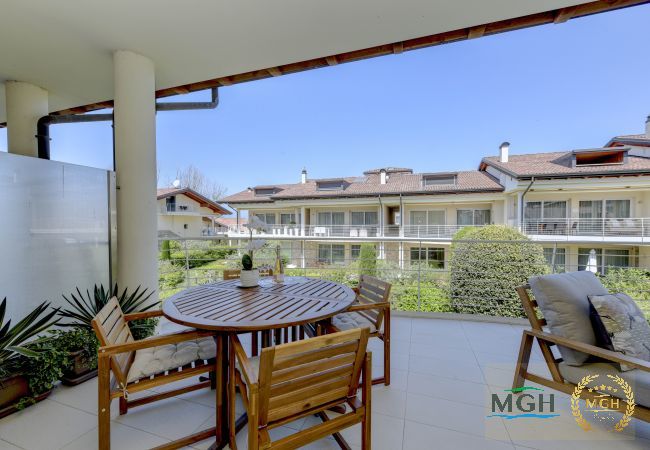 Apartment in Sirmione - Caesar Resort Sirmione E12 Apartment in Sirmione - Caesar Resort Sirmione E12