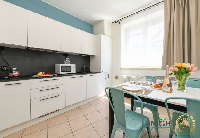 Apartment in Toscolano-Maderno - Palazzo Garda - City Studio 1