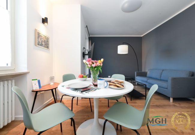 Apartment in Bardolino - Garden Apartment Bardolino - Petrol Apartment