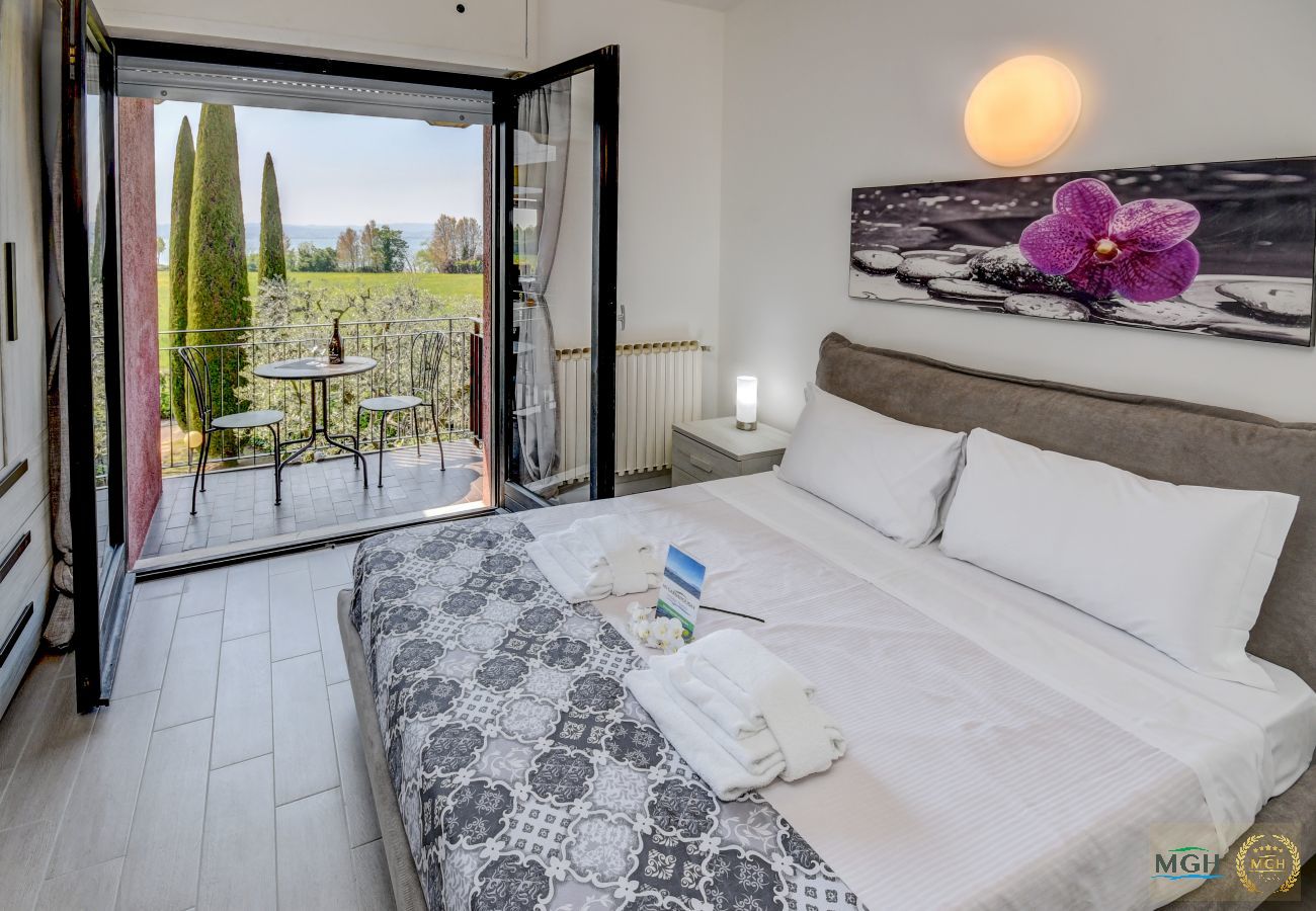 Apartment in Sirmione - Holiday Sirmione B12