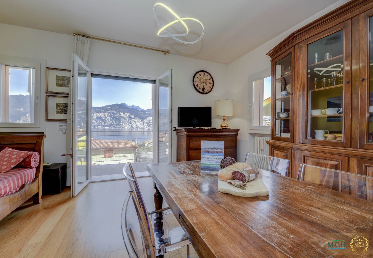 Apartment in Malcesine - Appartamento Enrica Lake View