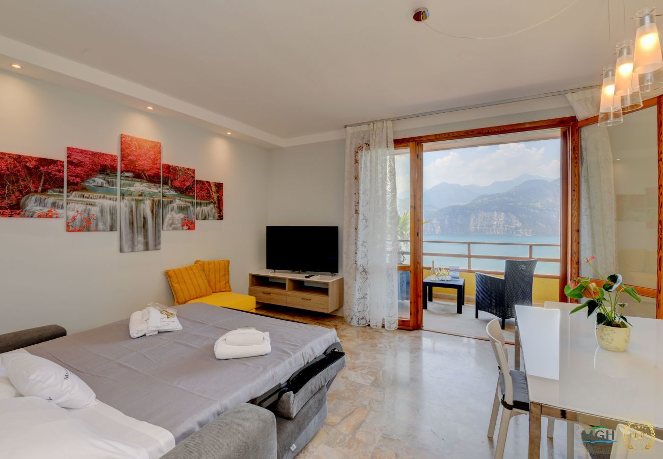 Apartment in Malcesine - Garden Residence Malcesine Lake View Apartment 15