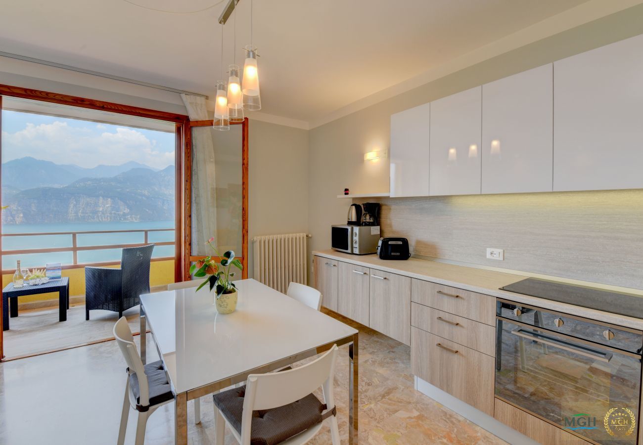 Apartment in Malcesine - Garden Residence Malcesine Lake View Apartment 15