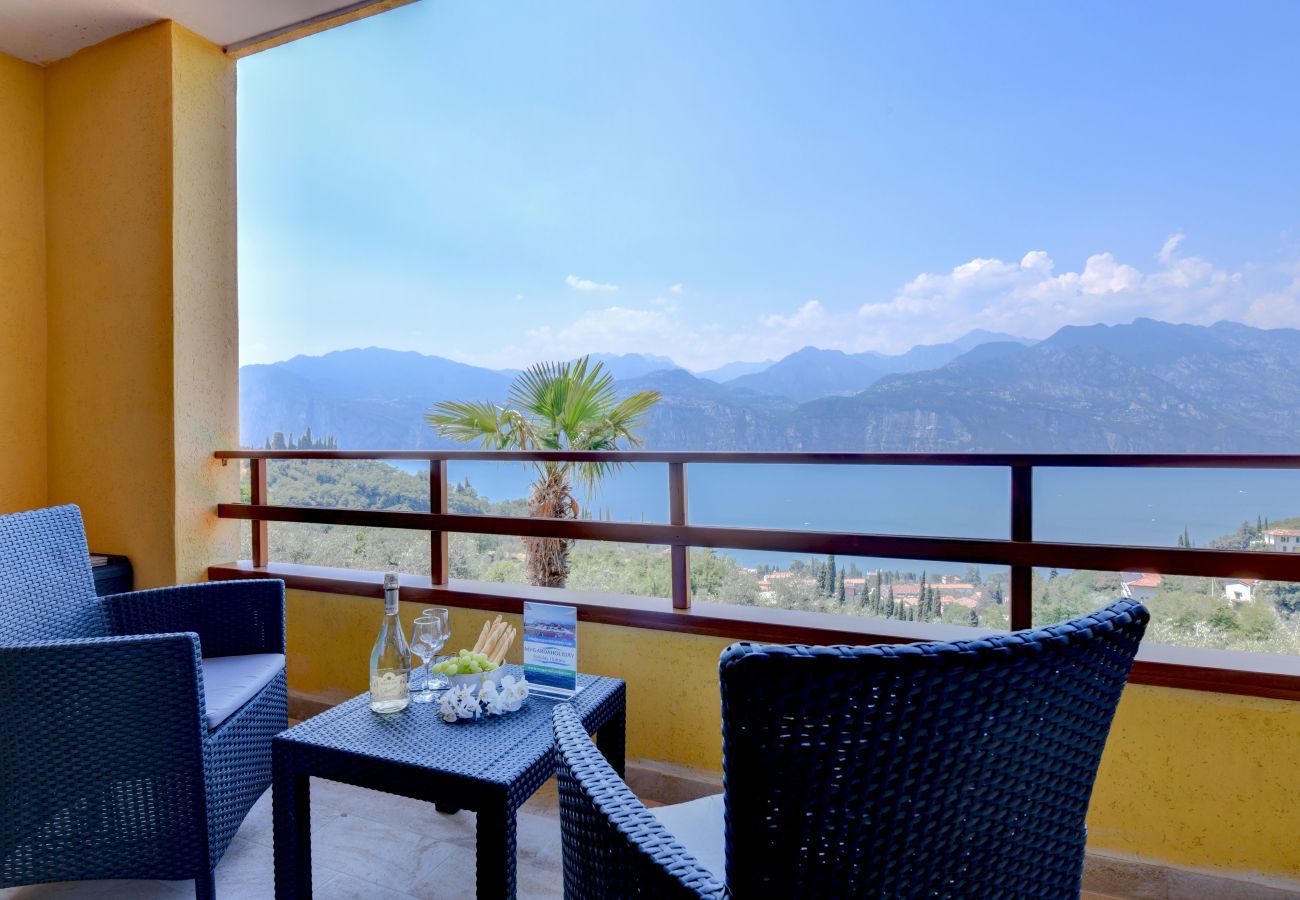 Apartment in Malcesine - Garden Residence Malcesine Lake View Apartment 15