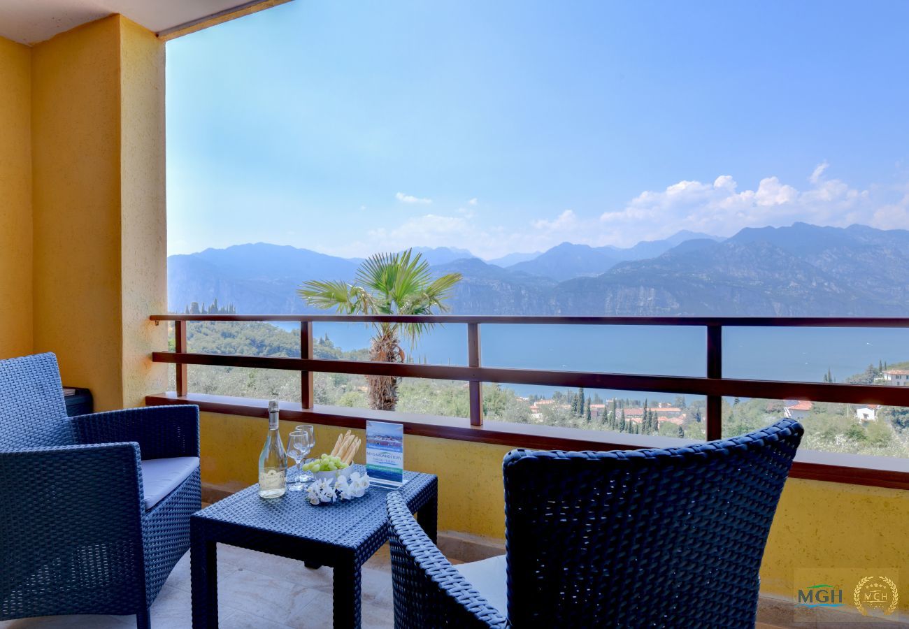 Apartment in Malcesine - Garden Residence Malcesine Lake View Apartment 15