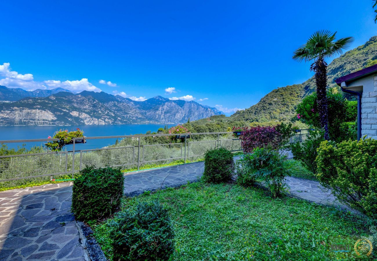 Apartment in Malcesine - Garden Residence Malcesine Lake View  App. G1