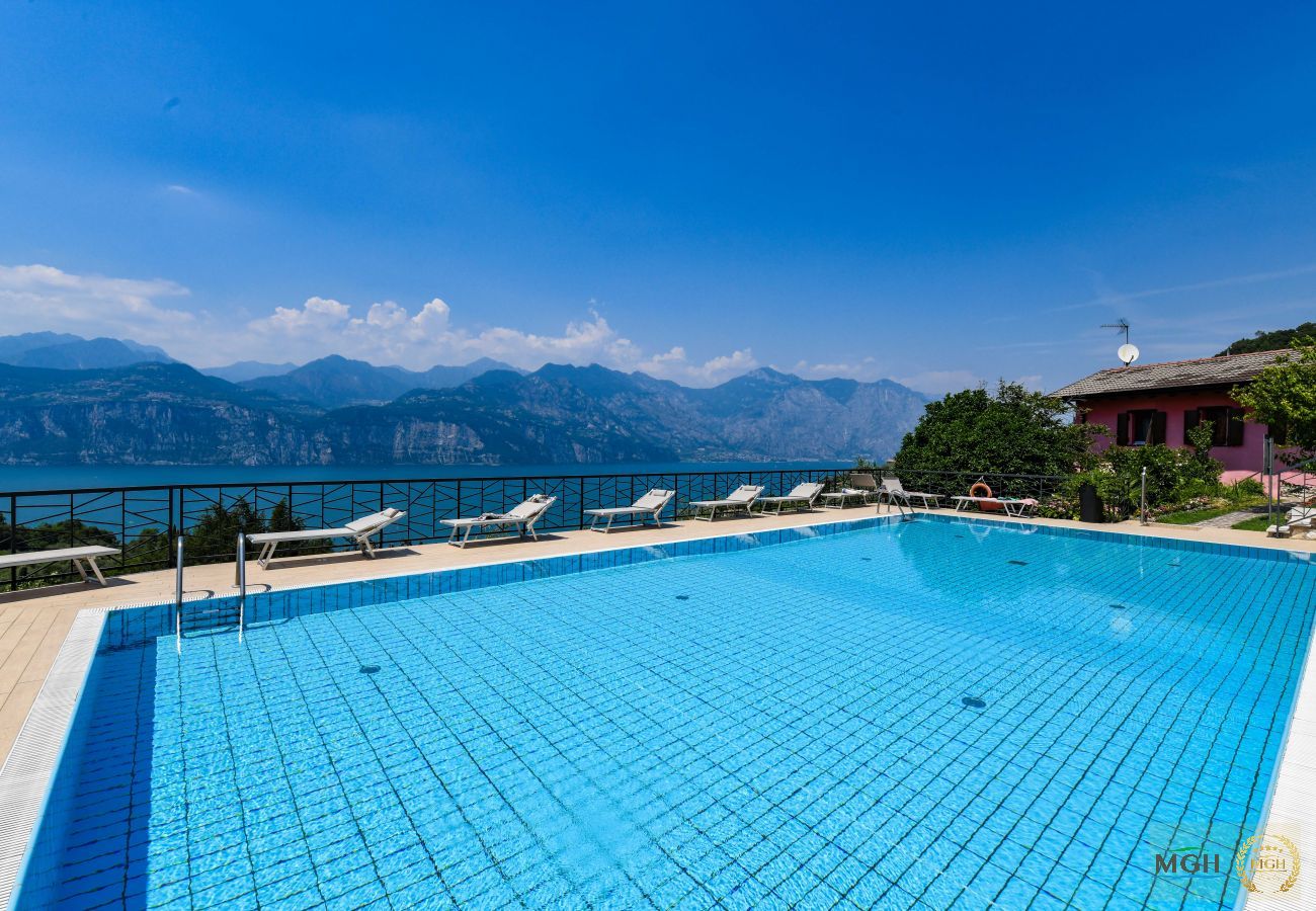 Apartment in Malcesine - Garden Residence Malcesine Lake View  App. G1