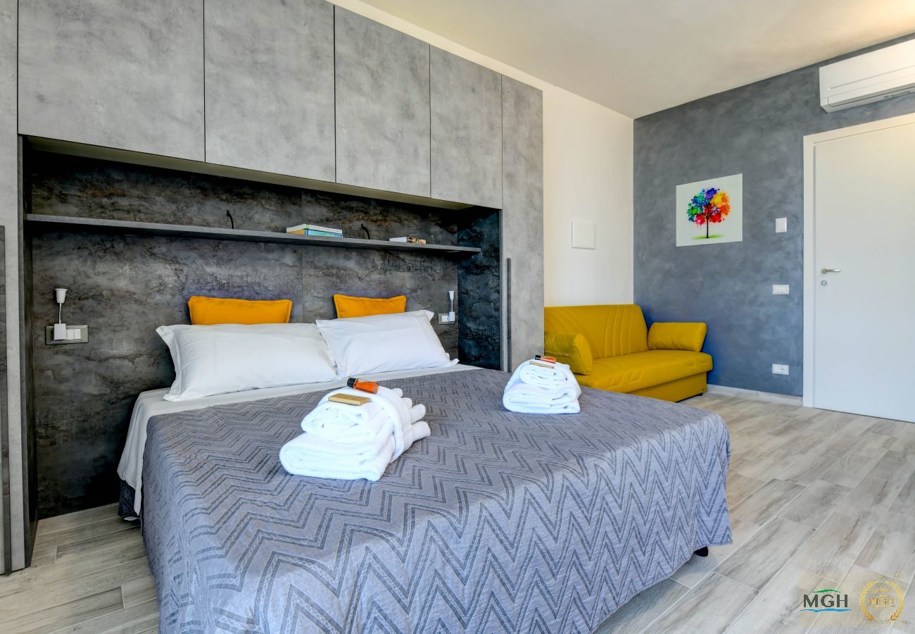 Apartment in Brenzone - Holiday Apartments Brenzone - Studio BALDO