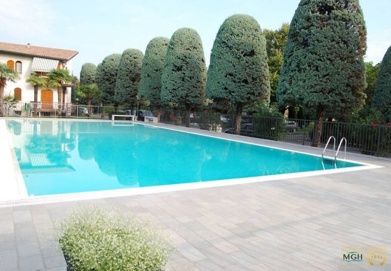 Apartment in Peschiera del Garda - Appartamento Benaco