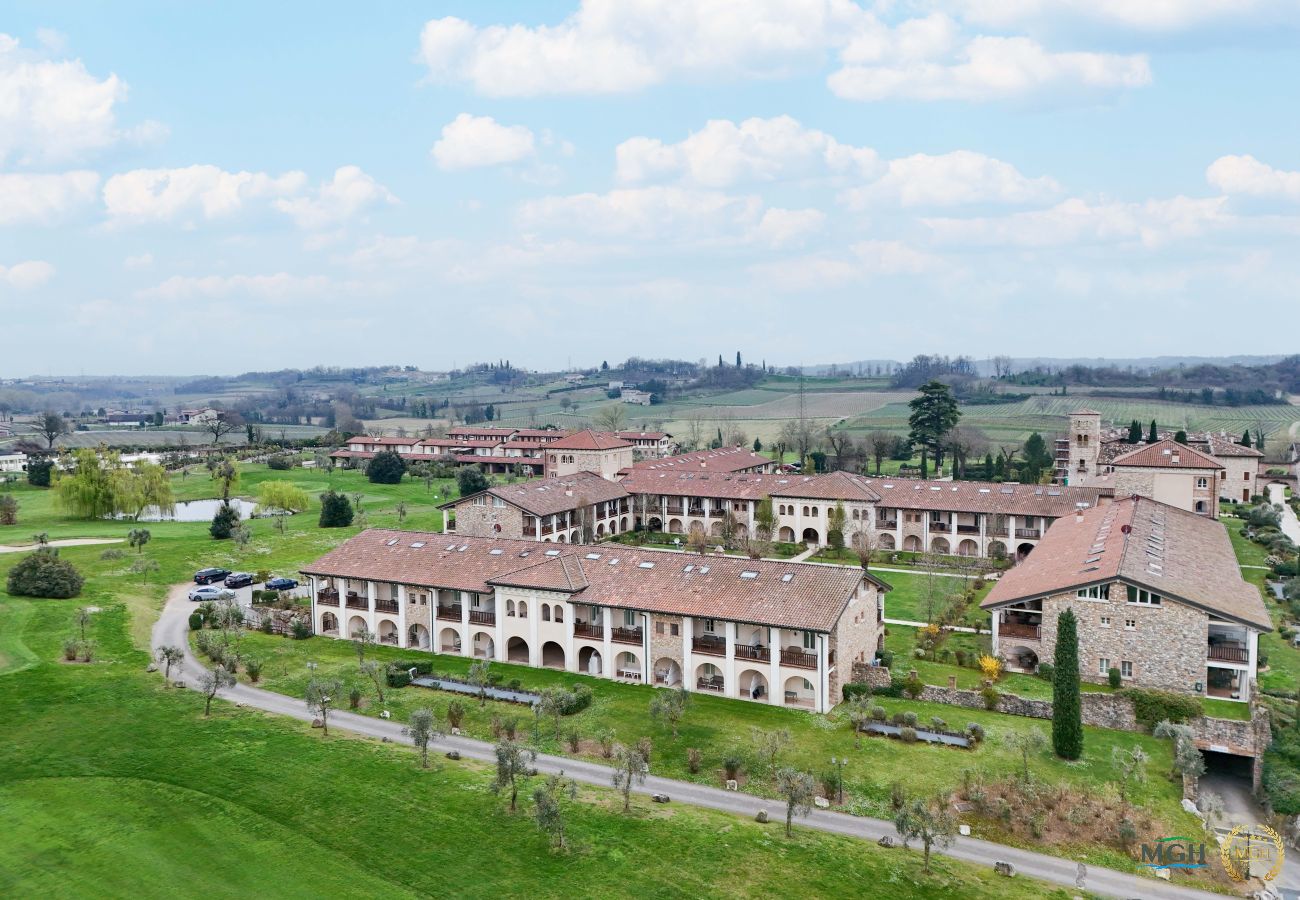 Apartment in Pozzolengo - Green Living Apartment Chervo Golf Resort