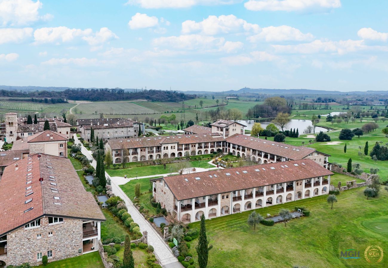 Apartment in Pozzolengo - Green Living Apartment Chervo Golf Resort
