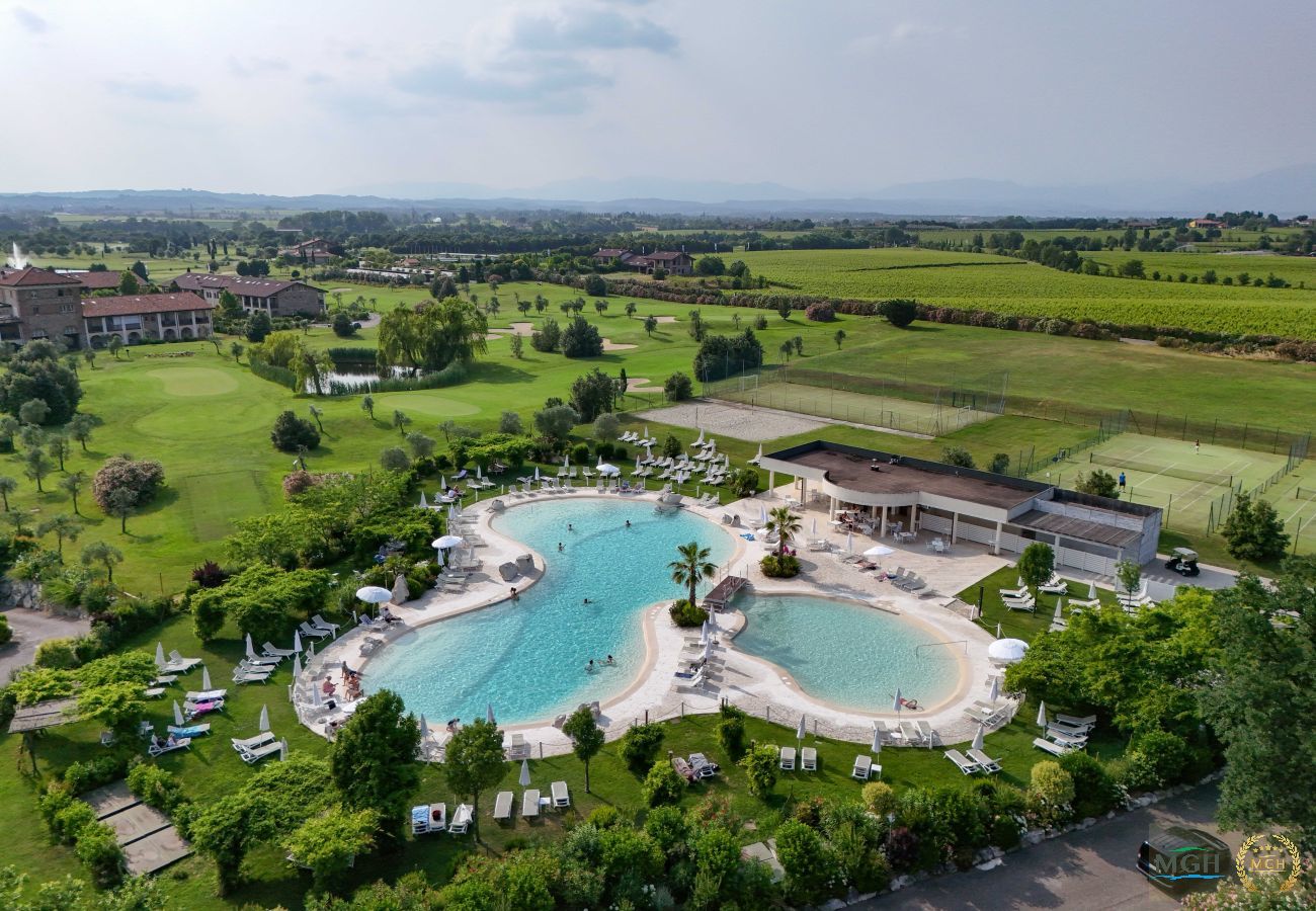 Apartment in Pozzolengo - Green Living Apartment Chervo Golf Resort