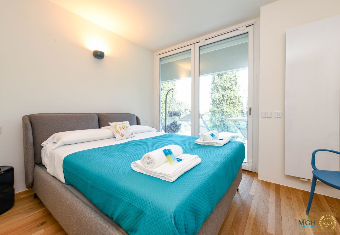 Apartment in Gardone Riviera - MGH - Lake & Love Apartment
