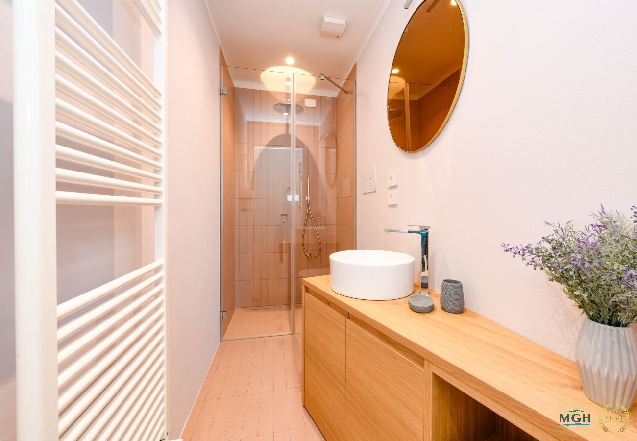 Apartment in Gardone Riviera - MGH - Lake & Love Apartment