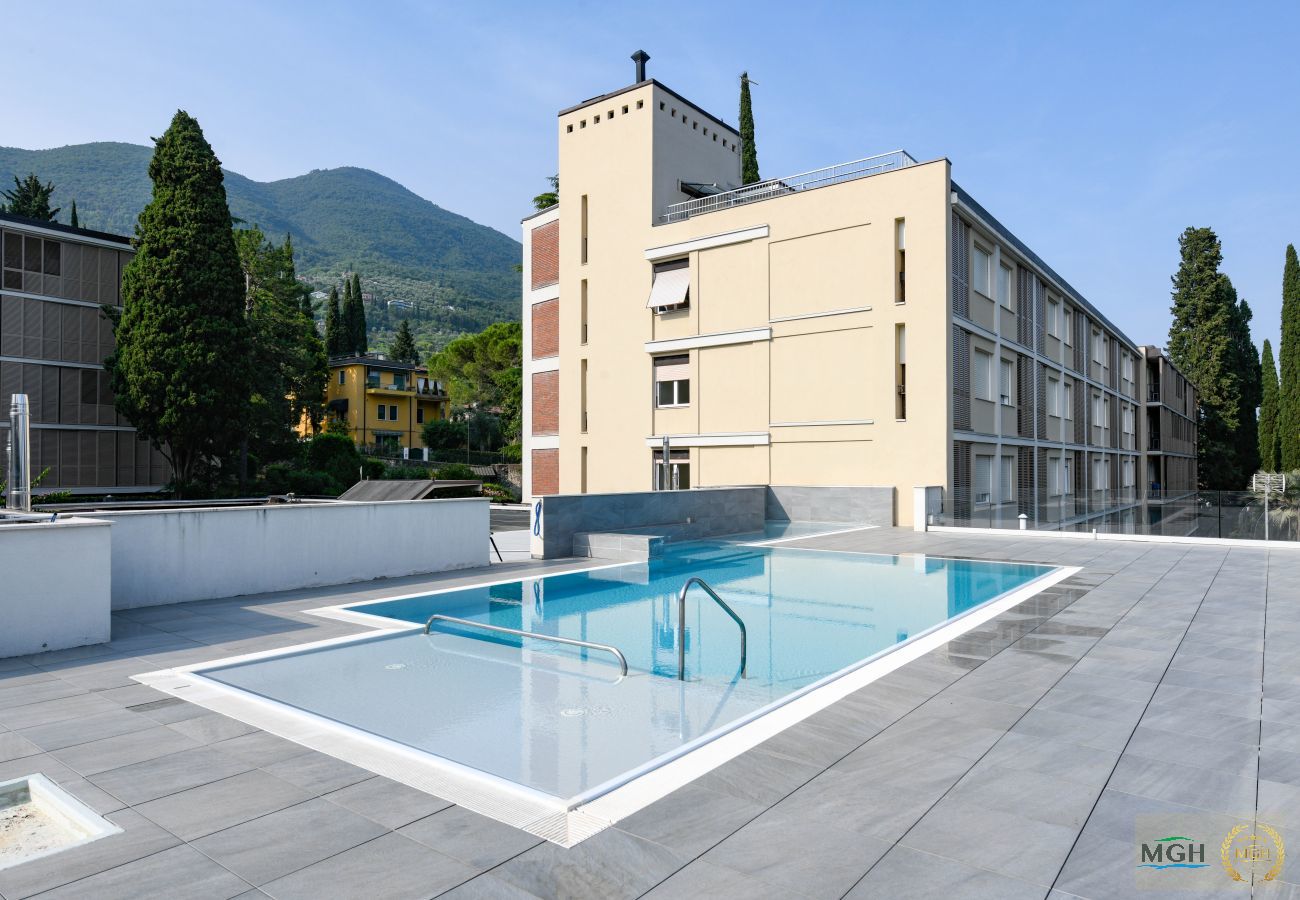 Apartment in Gardone Riviera - MGH - Lake & Love Apartment