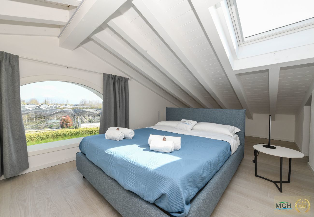 Chalet in Desenzano del Garda - MGH Luxury- Alba's Lake House