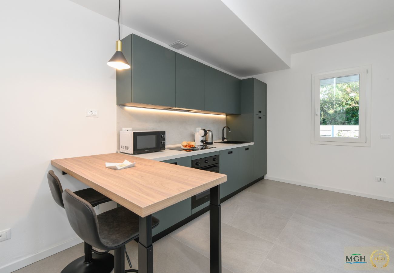 Chalet in Desenzano del Garda - MGH Luxury- Blue Horizon Lake House