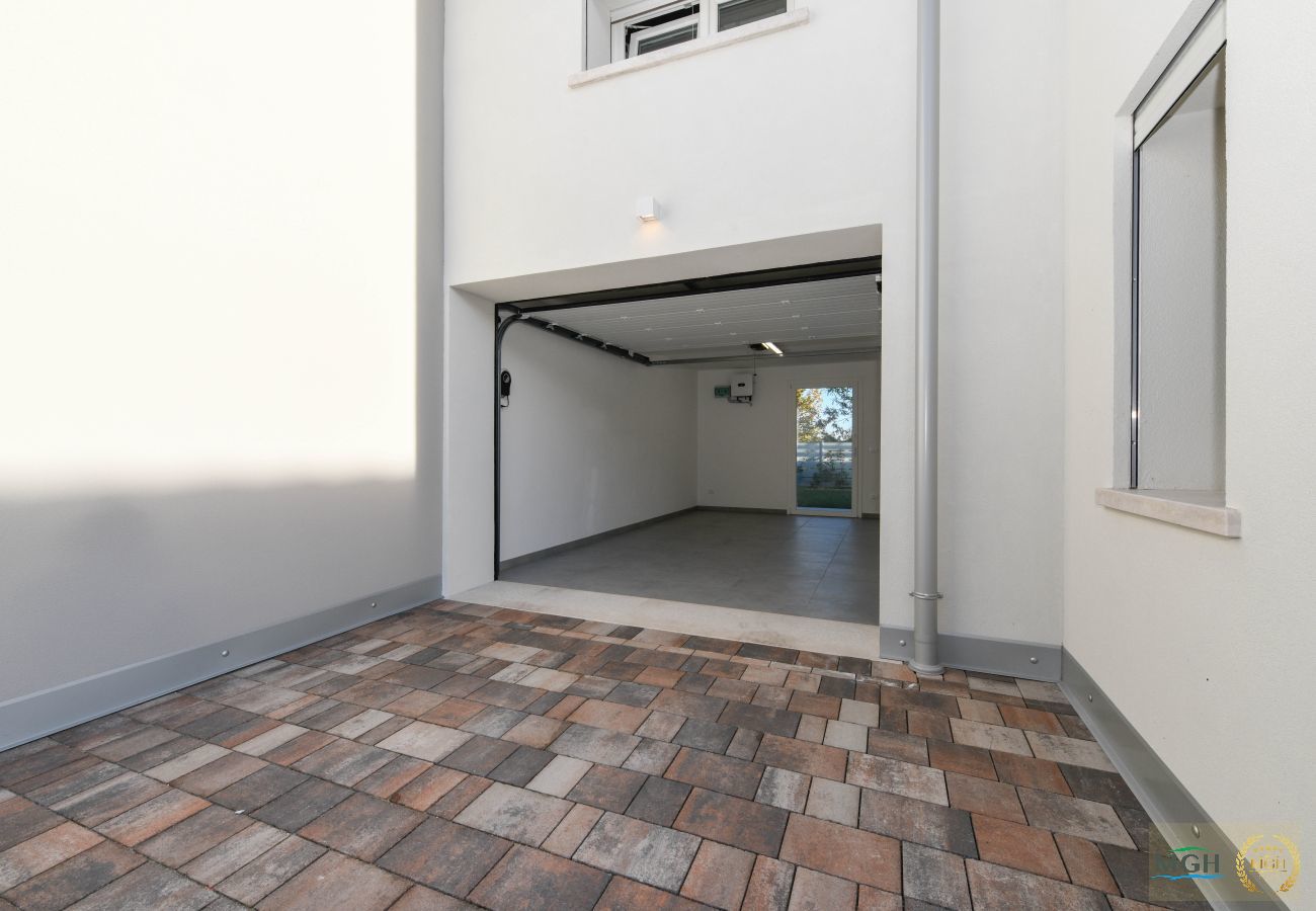 Chalet in Desenzano del Garda - MGH Luxury- Blue Horizon Lake House