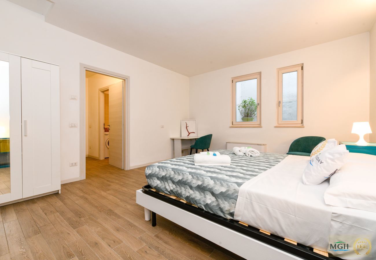 House in Peschiera del Garda - MGH- Dama Family Home Peschiera