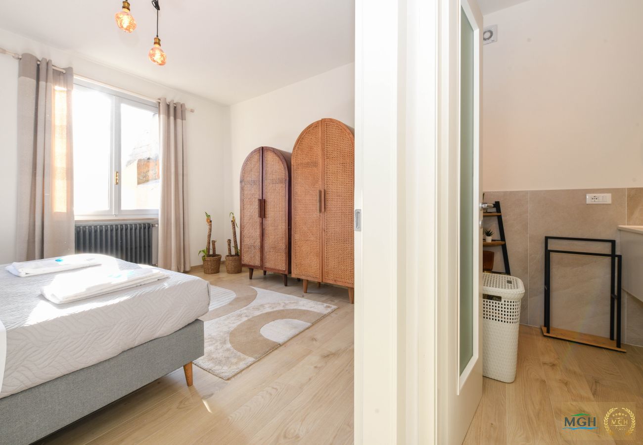 House in Desenzano del Garda - MGH Luxury- Sunset Lakeview House Desenzano