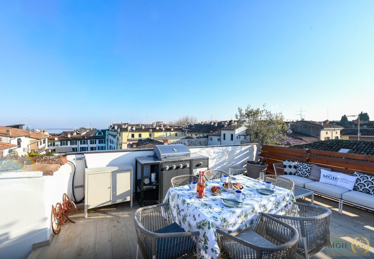 House in Desenzano del Garda - MGH Luxury- Sunset Lakeview House Desenzano