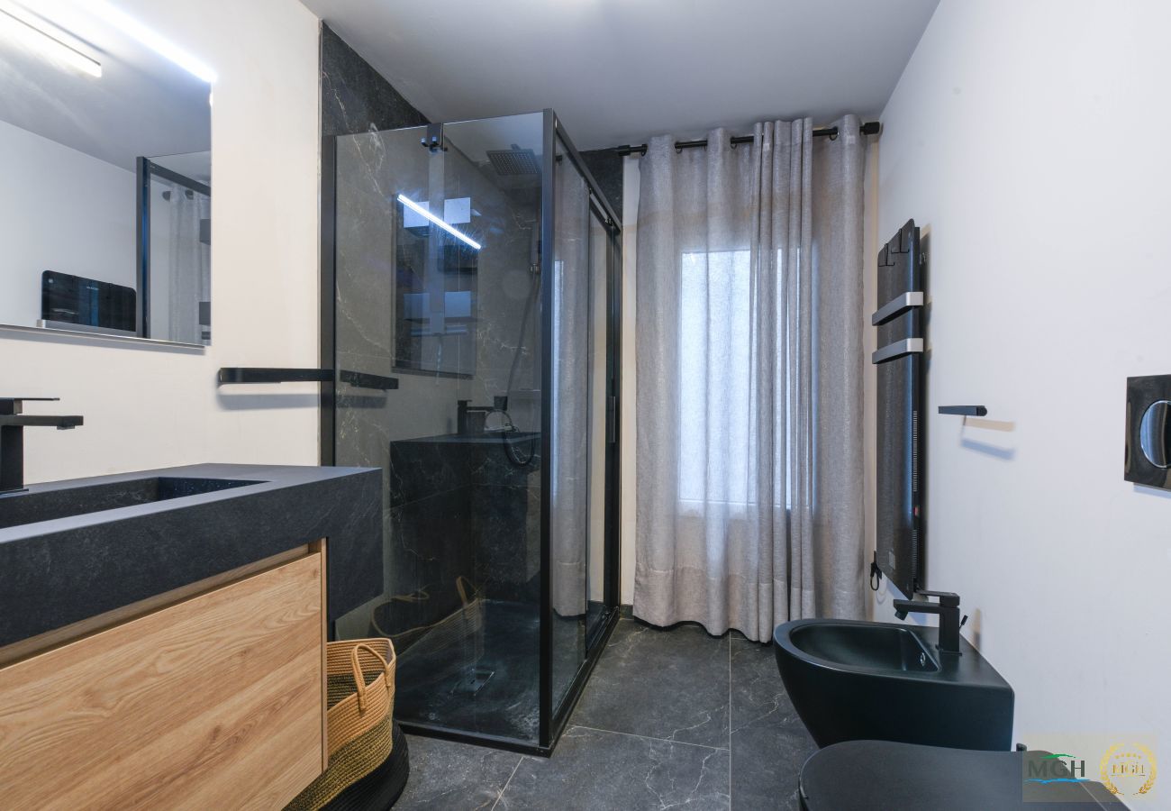 Apartment in Soiano - MGH Luxury- Romantic SPA & Relax