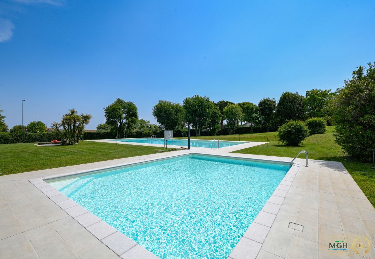 Apartment in Soiano - MGH Luxury- Romantic SPA & Relax