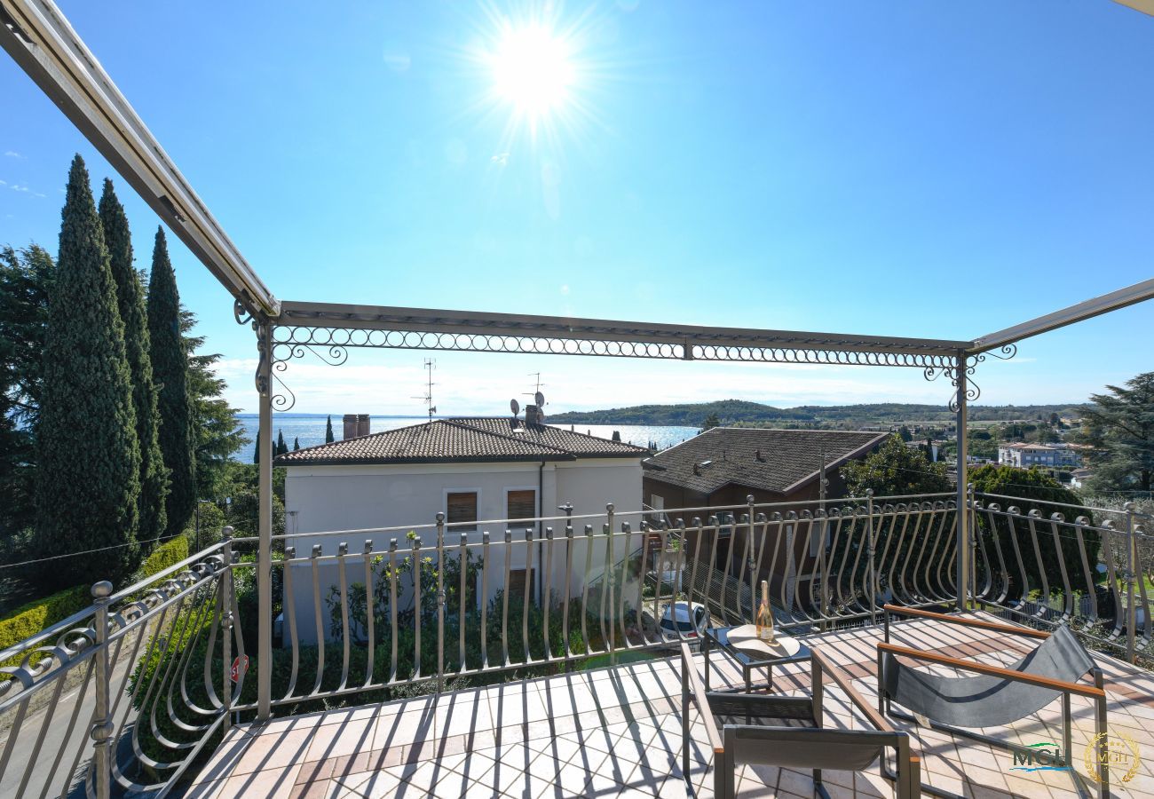 Apartment in Padenghe sul Garda - MGH - Garda Sunview Terrace Padenghe