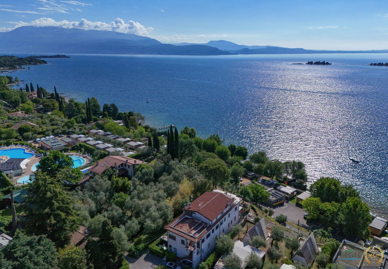 Apartment in Manerba del Garda - MGH- AMAI Small Holiday Cottage