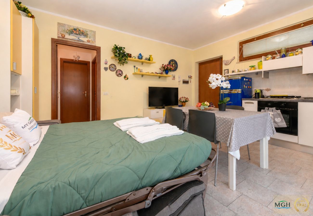 Apartment in Manerba del Garda - MGH- Garda Bloom Family Stay Manerba